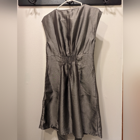 Silver dress - Picture 2 of 2